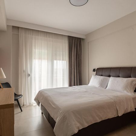 Likehome Apartments Orestias Bagian luar foto