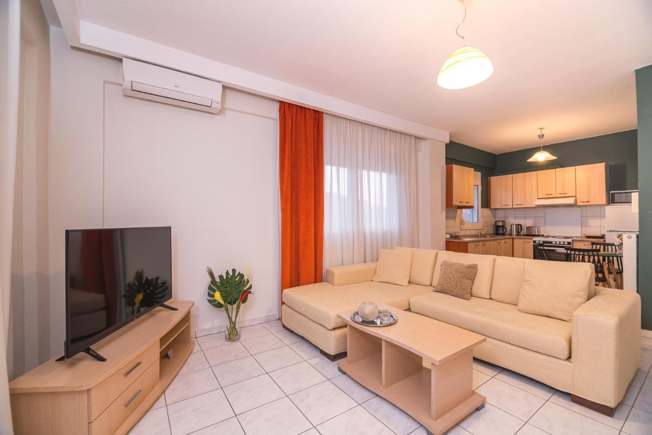Likehome Apartments Orestias Bagian luar foto
