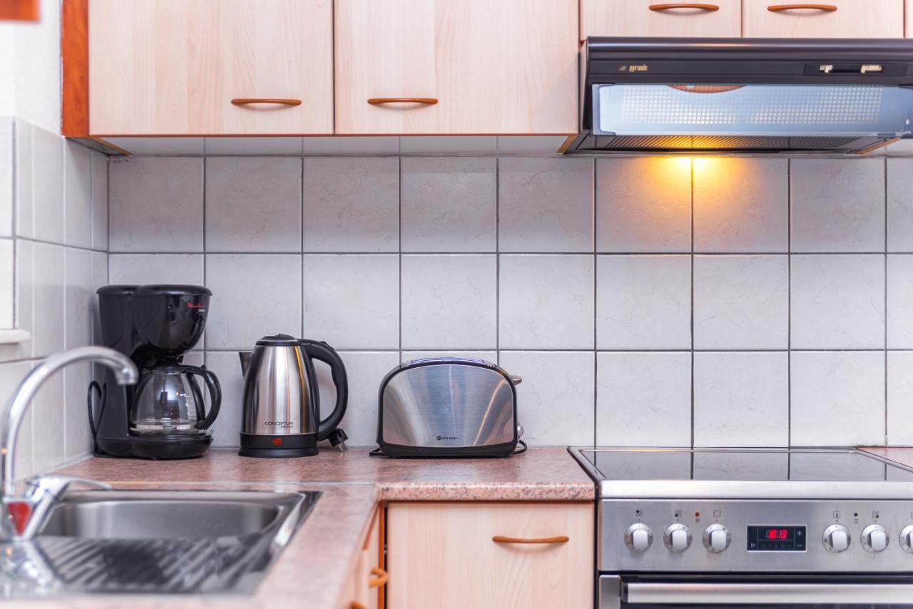 Likehome Apartments Orestias Bagian luar foto