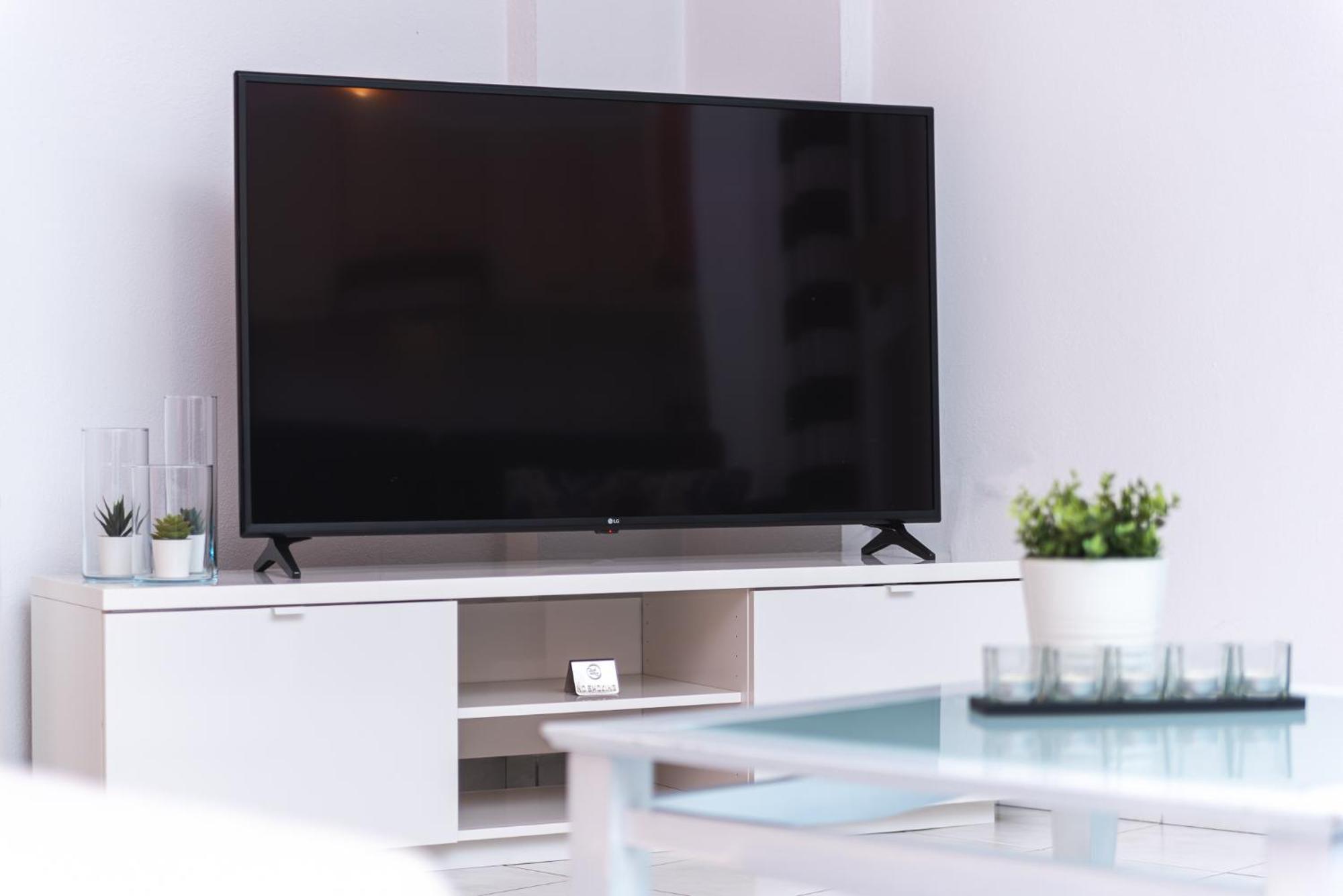 Likehome Apartments Orestias Bagian luar foto
