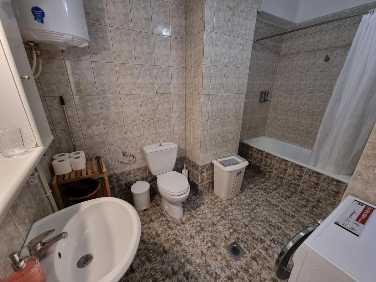 Likehome Apartments Orestias Bagian luar foto