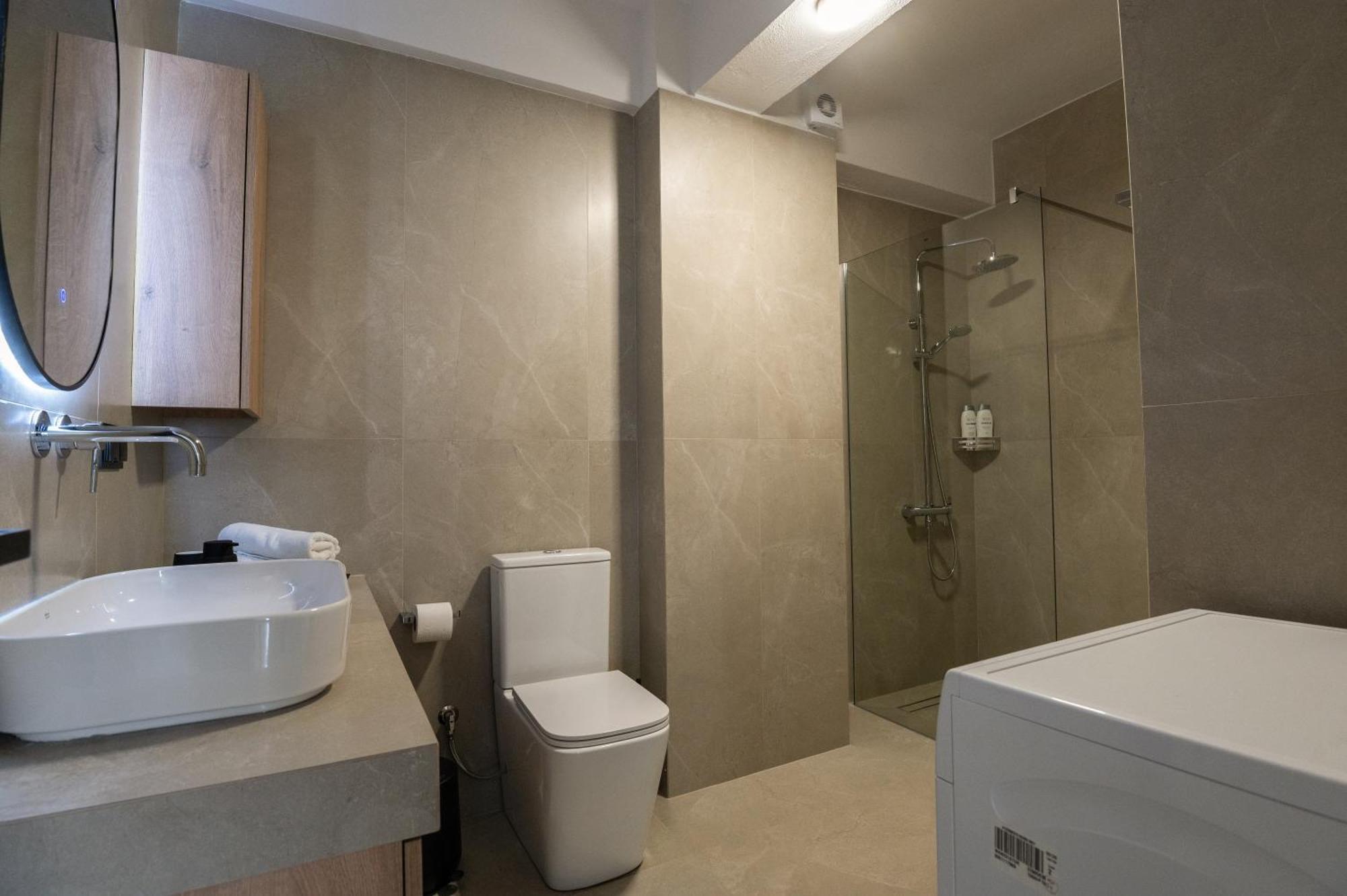 Likehome Apartments Orestias Bagian luar foto