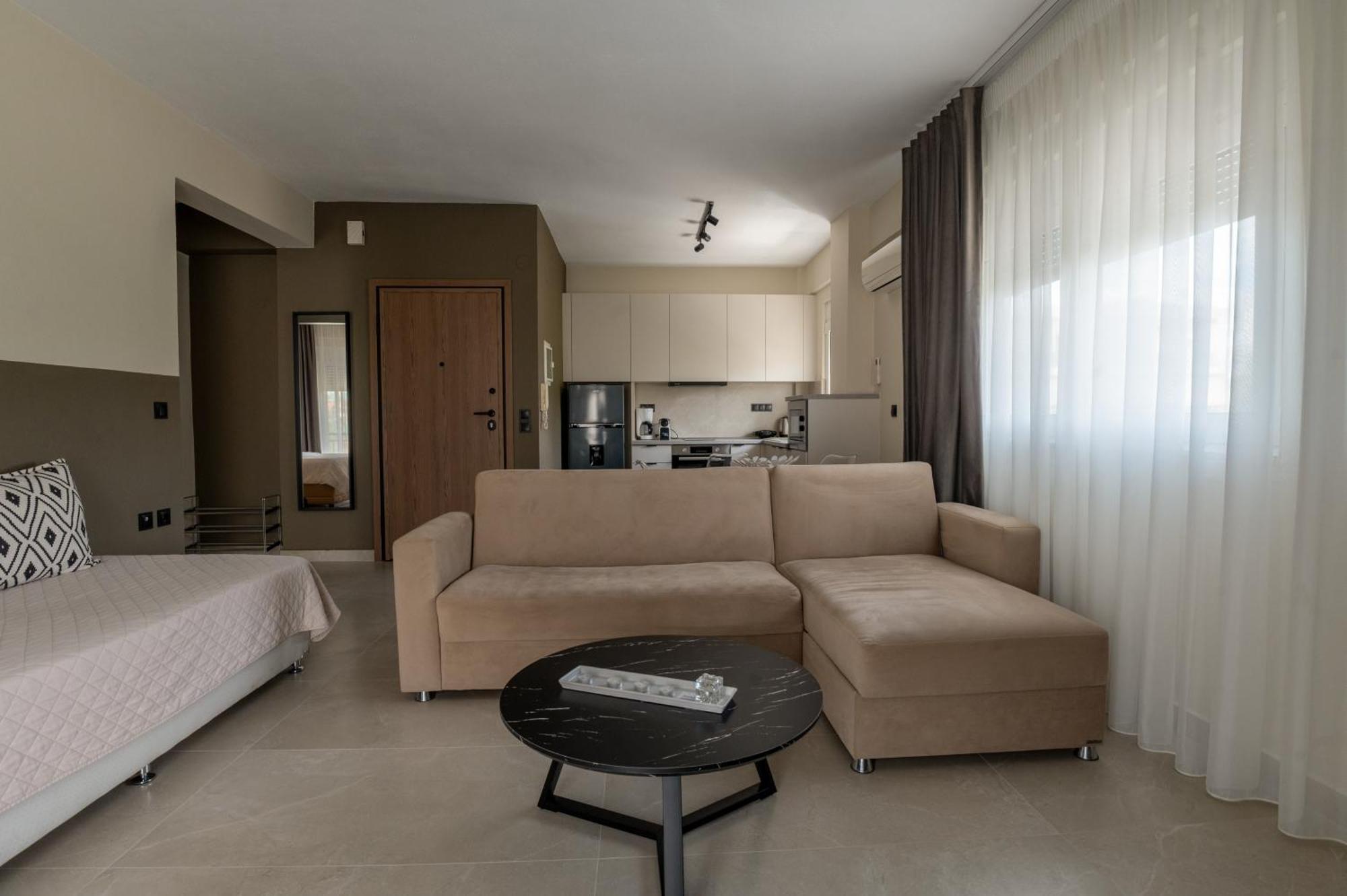 Likehome Apartments Orestias Bagian luar foto