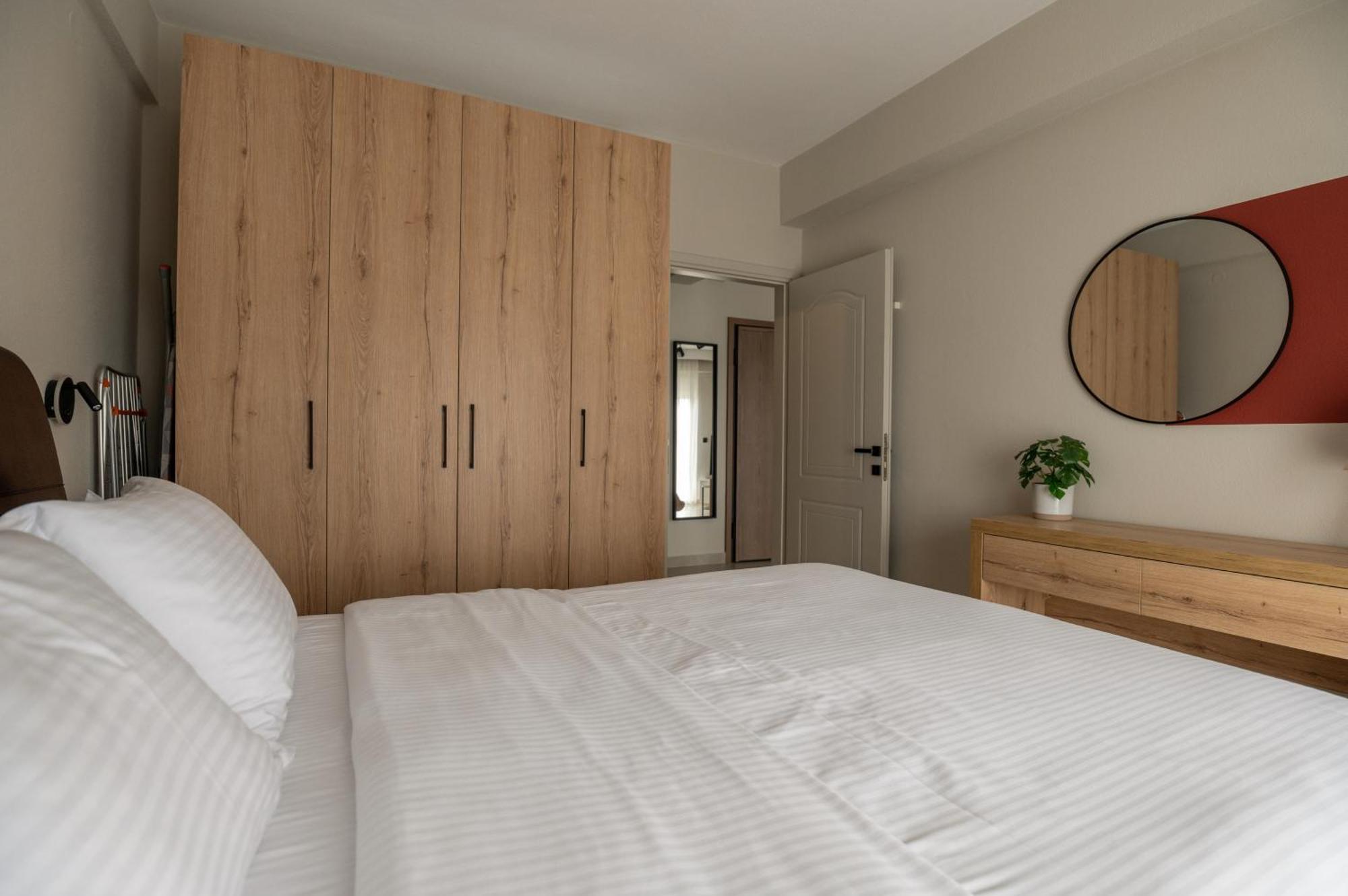 Likehome Apartments Orestias Bagian luar foto