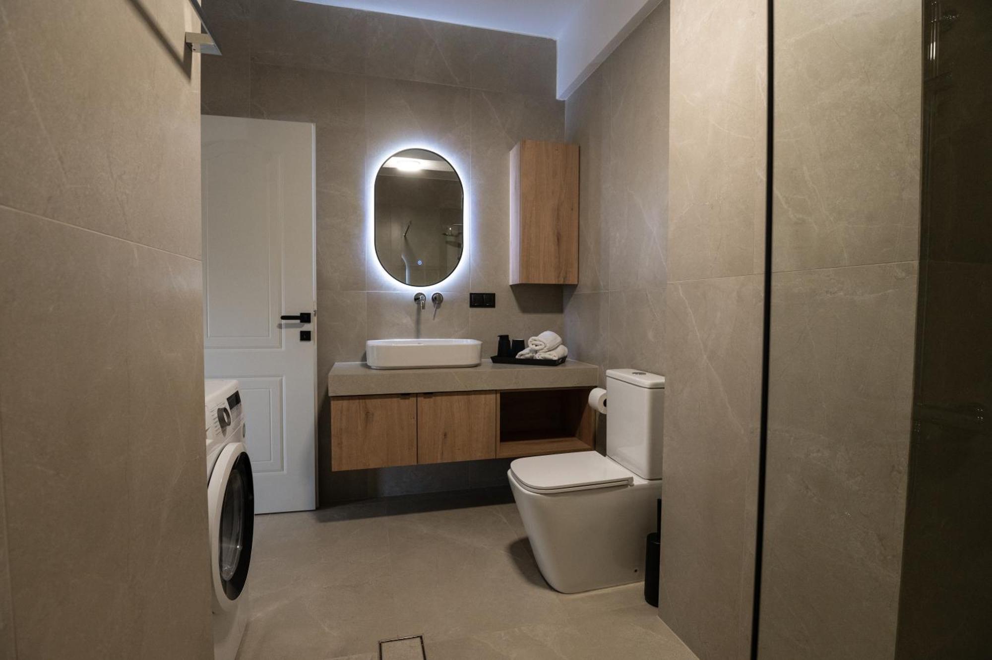 Likehome Apartments Orestias Bagian luar foto