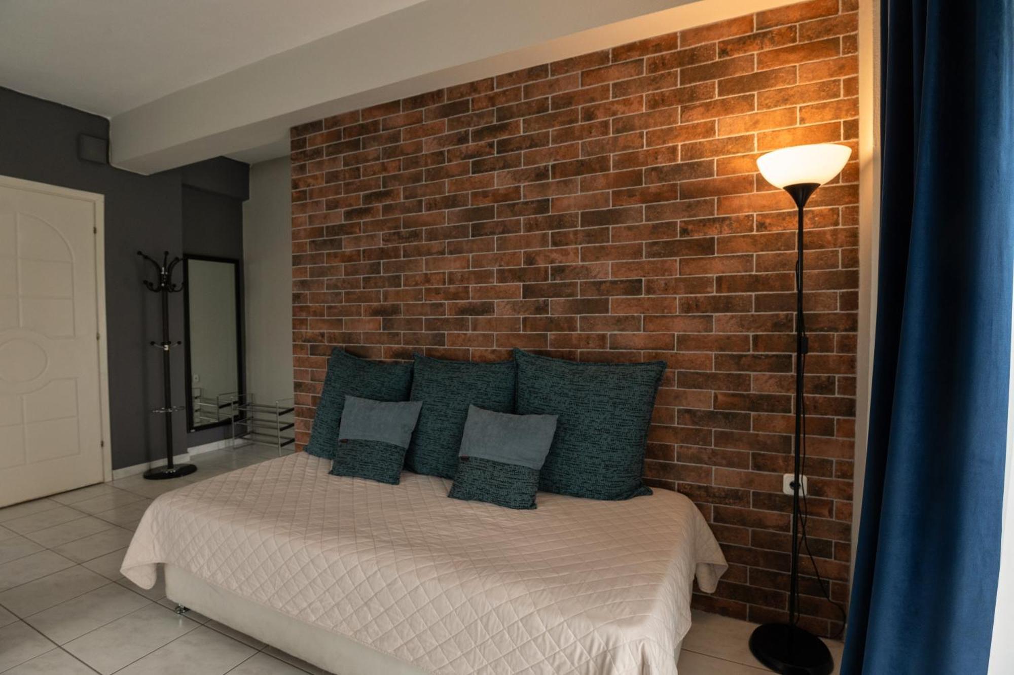 Likehome Apartments Orestias Bagian luar foto